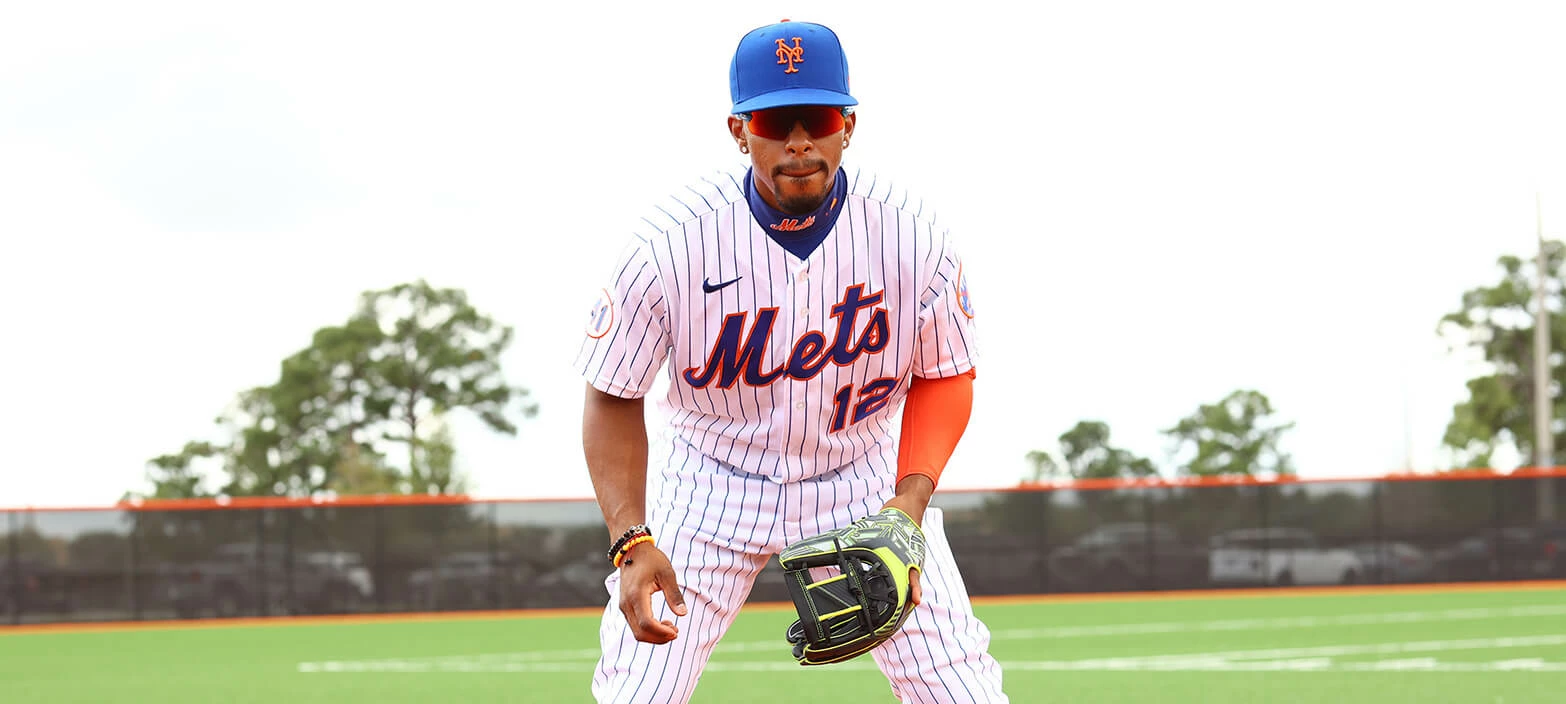 Rawlings Sales -Rawlings Sales e475 04 22 Images2022.04.18 WhatGloveDoesFranciscoLindorUse JustGlovesBLOG